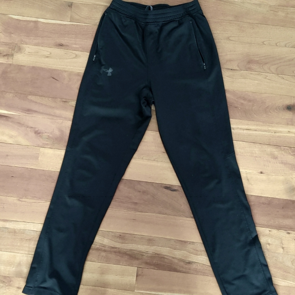 Under Armour small sweatpant